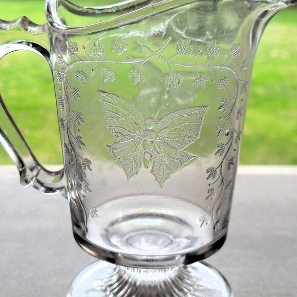 Antique EAPG Footed Creamer & Sugar Set, Bryce Higbee & Co, Butterfly with Spray - Picture 3 of 10
